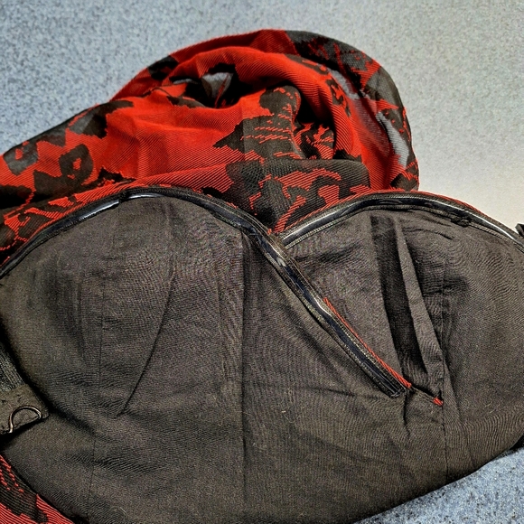 CO Strapless Burgundy/Red and Black Floral Dress, Size 8, RN#66170 - Picture 11 of 16